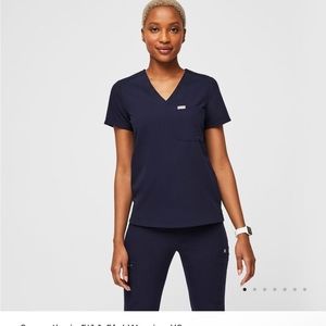 Catarina™ One-Pocket Scrub Top